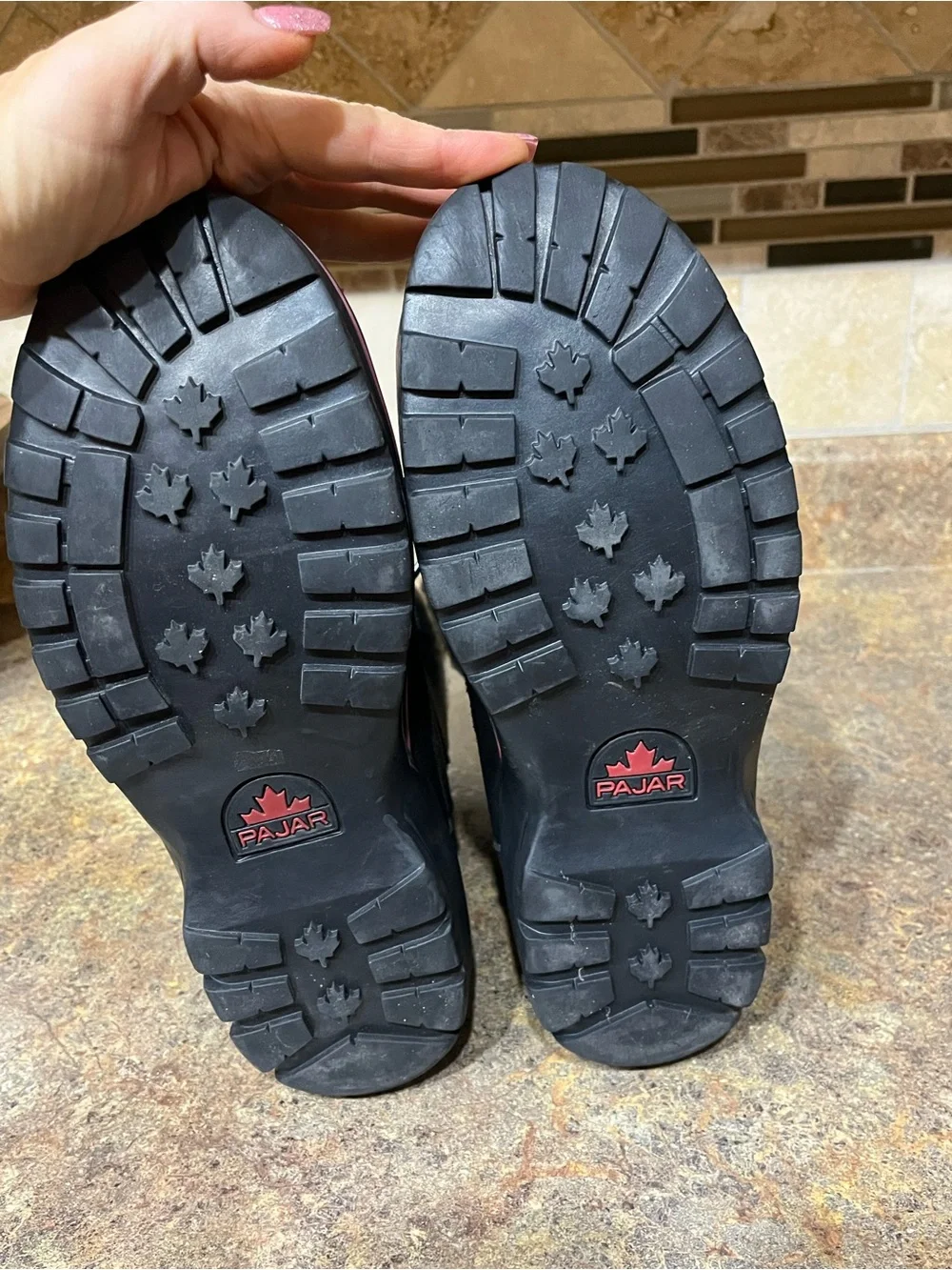 Pajar canada black